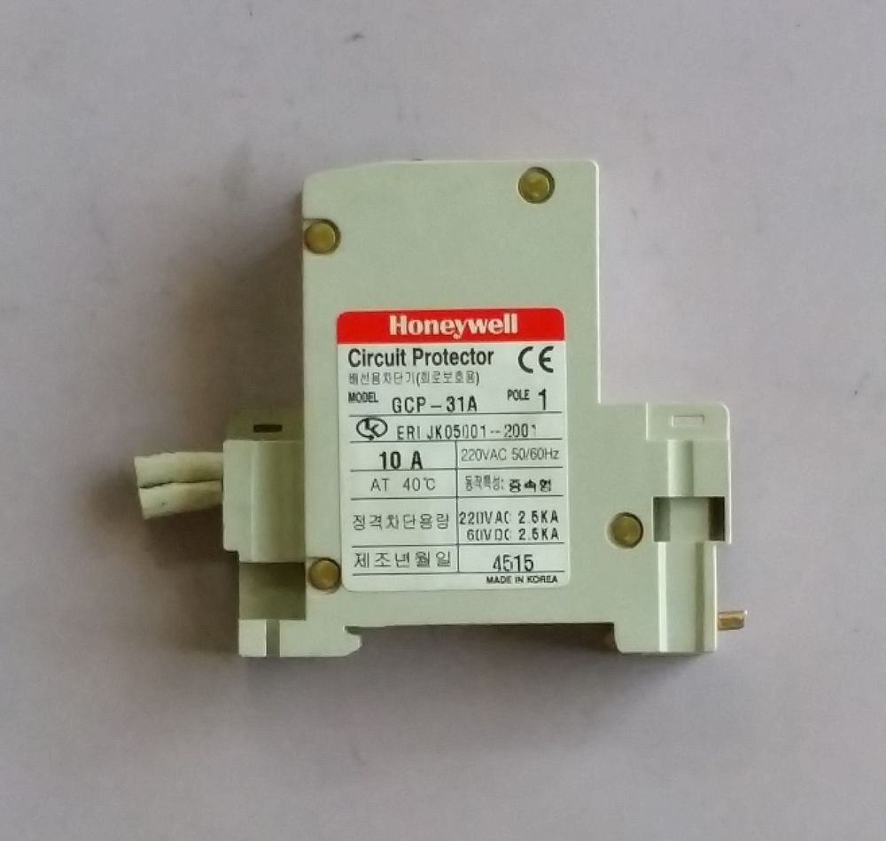 HONEYWELL GCP-31A AC/DC 10A 1P Circuit Protector
